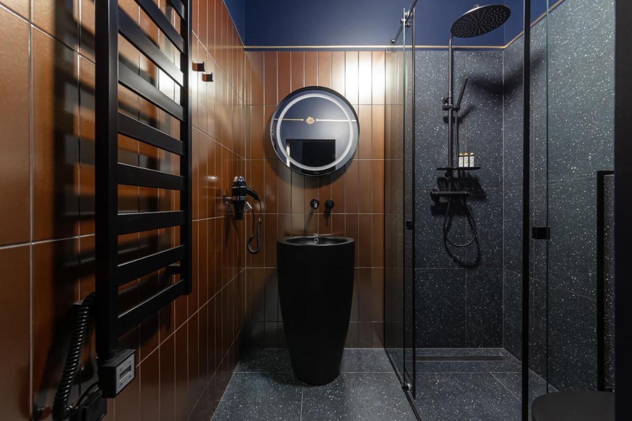 Mola Mola Apart Hotel Львов Экстерьер фото