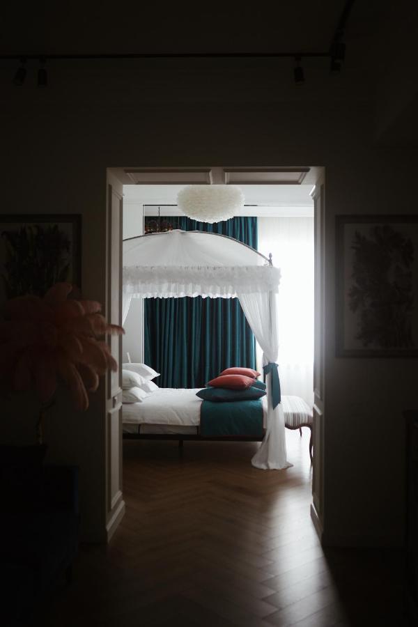 Mola Mola Apart Hotel Львов Экстерьер фото