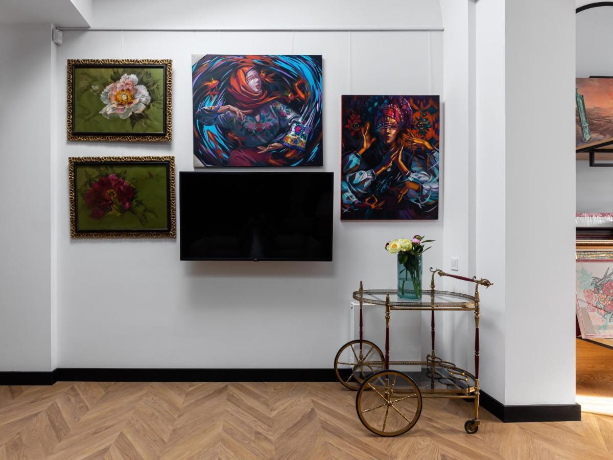 Mola Mola Apart Hotel Львов Экстерьер фото