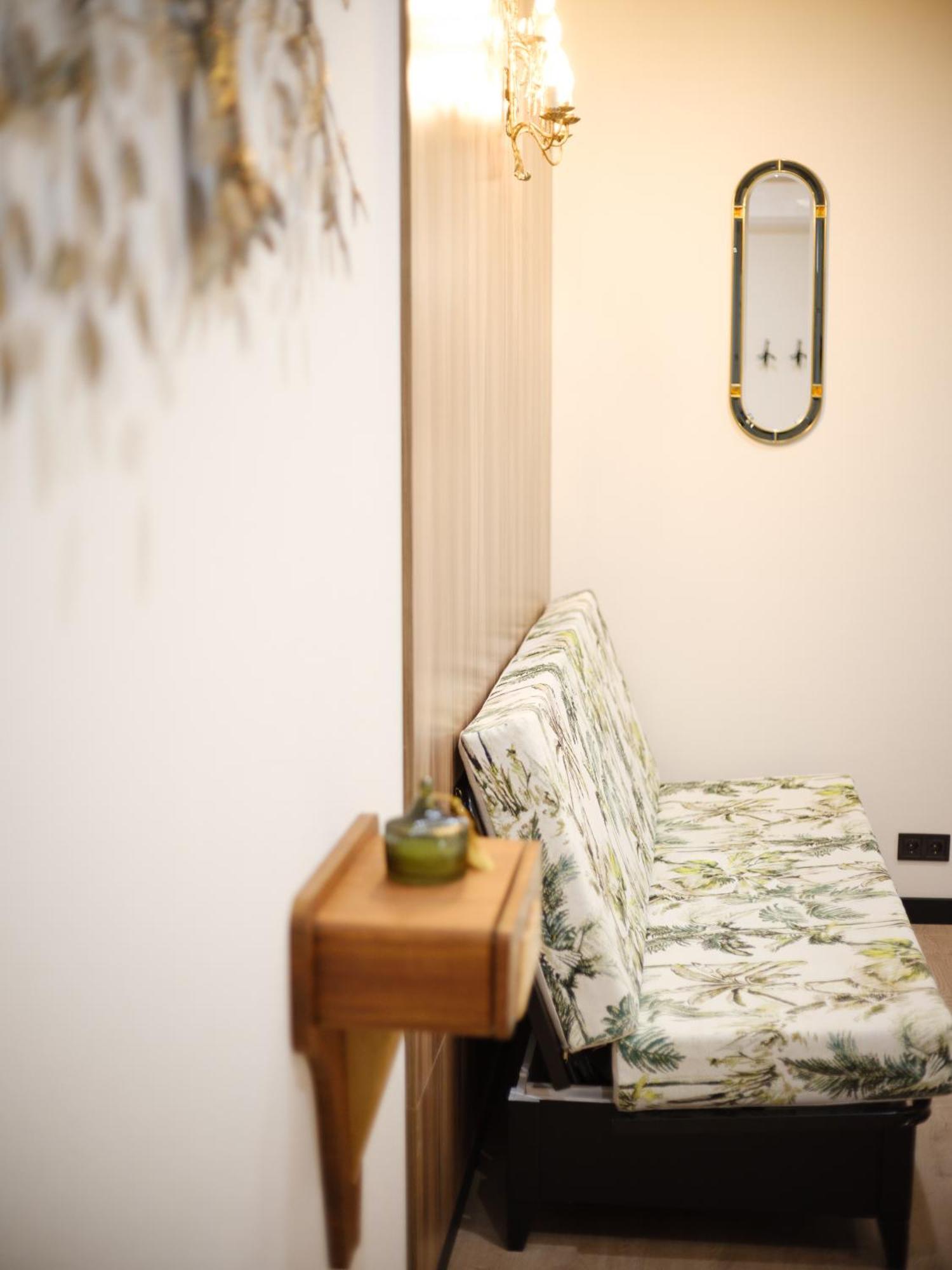 Mola Mola Apart Hotel Львов Экстерьер фото