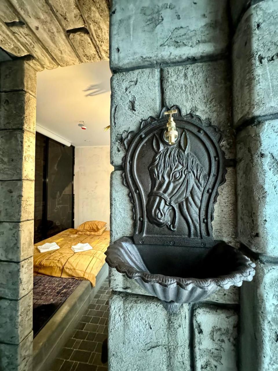 Mola Mola Apart Hotel Львов Экстерьер фото