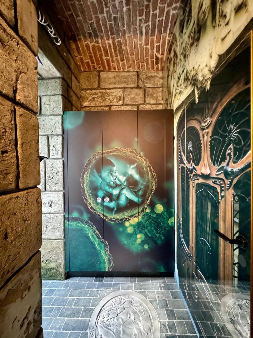 Mola Mola Apart Hotel Львов Экстерьер фото